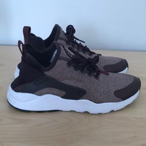 Air Huarache Run Ultra SE Sneaker